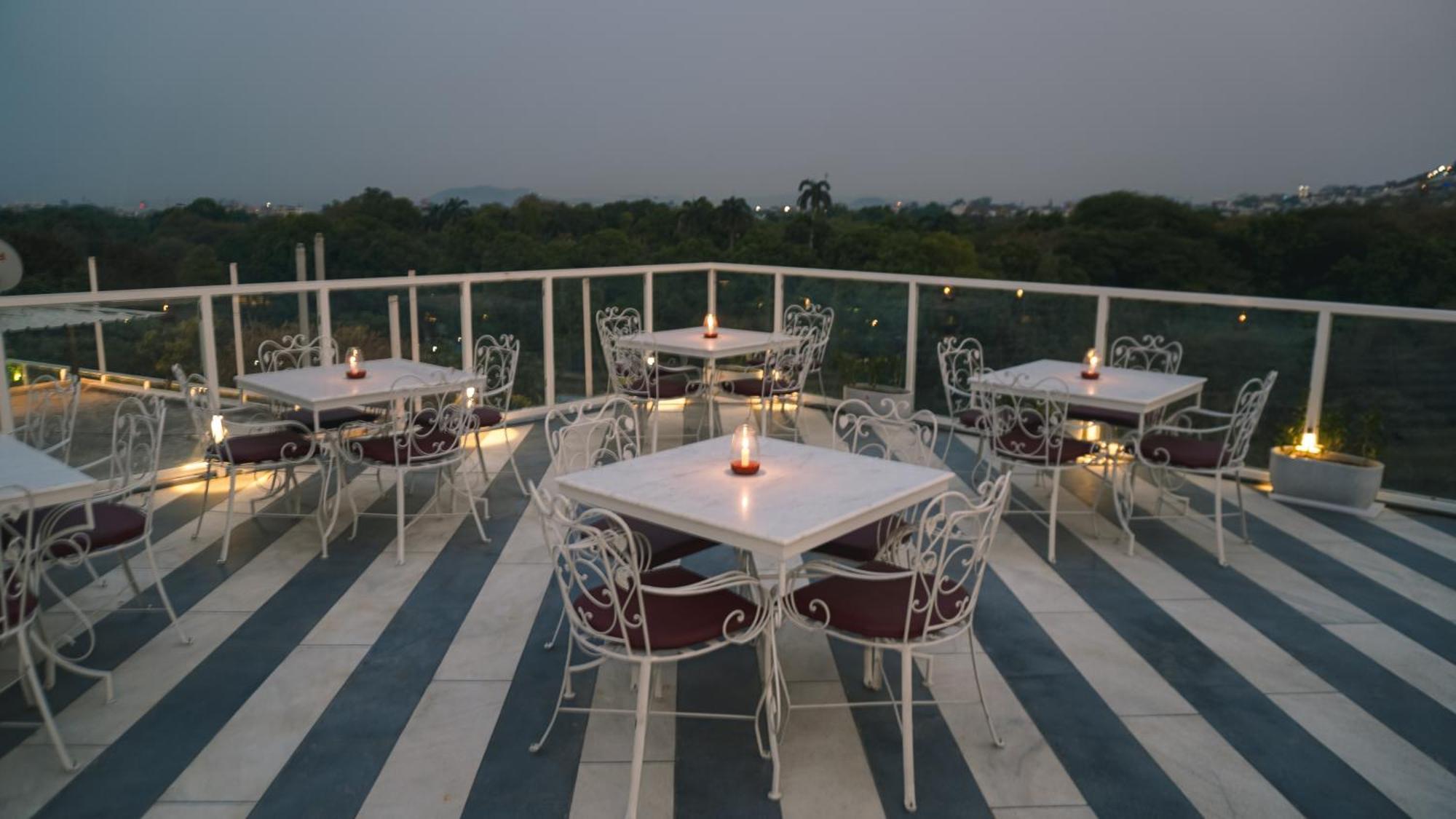Hotel Naren Villa Udaipur Exterior photo